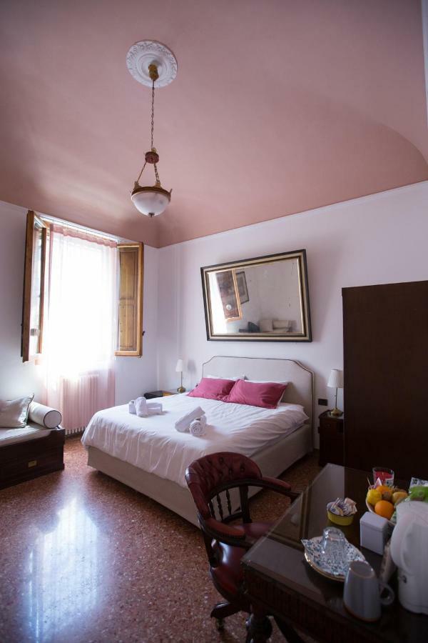 Baldovini Stay, Close To The Center Casa de hóspedes *